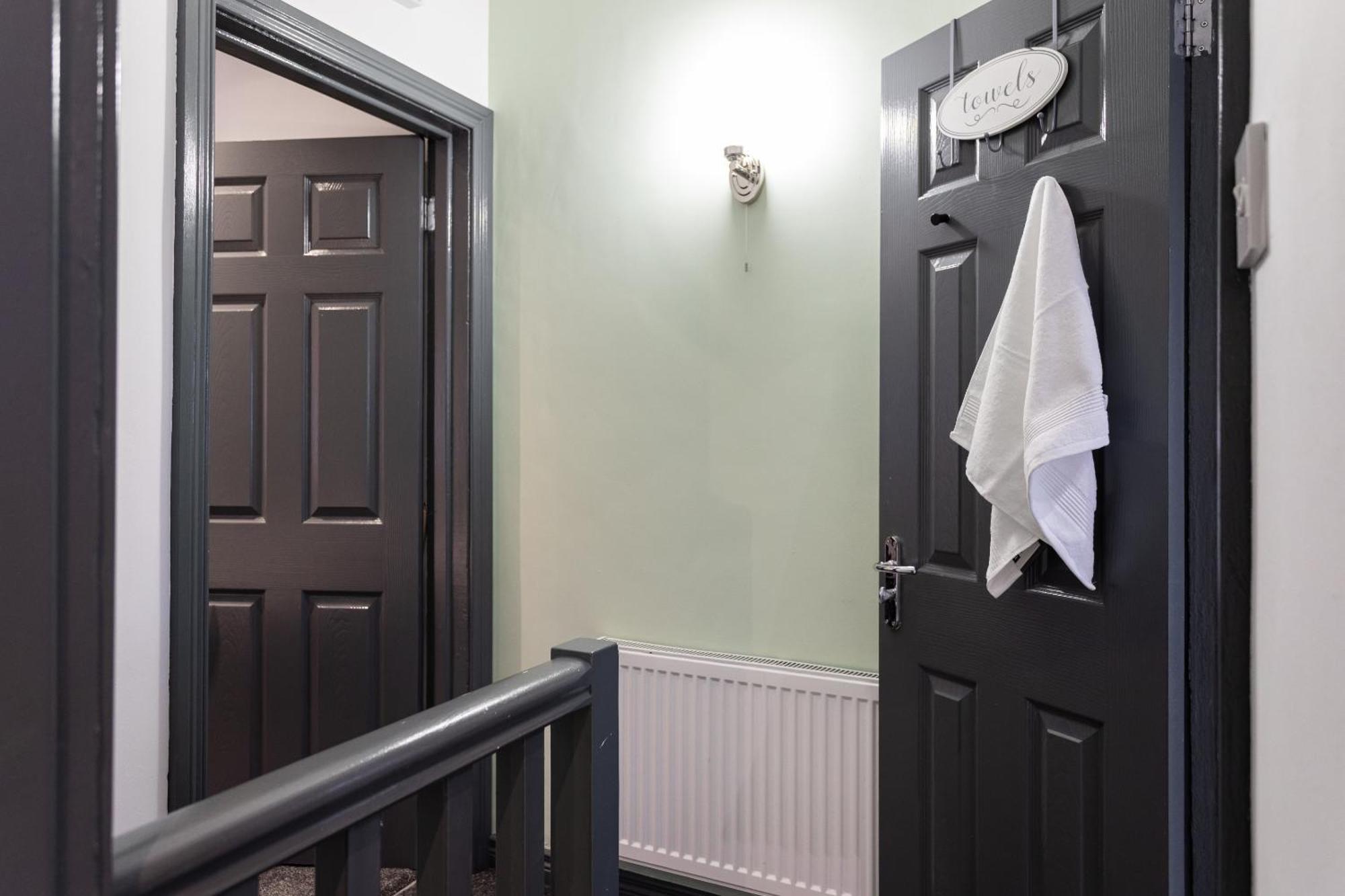 Fully Refurbished North Belfast Home 2 المظهر الخارجي الصورة